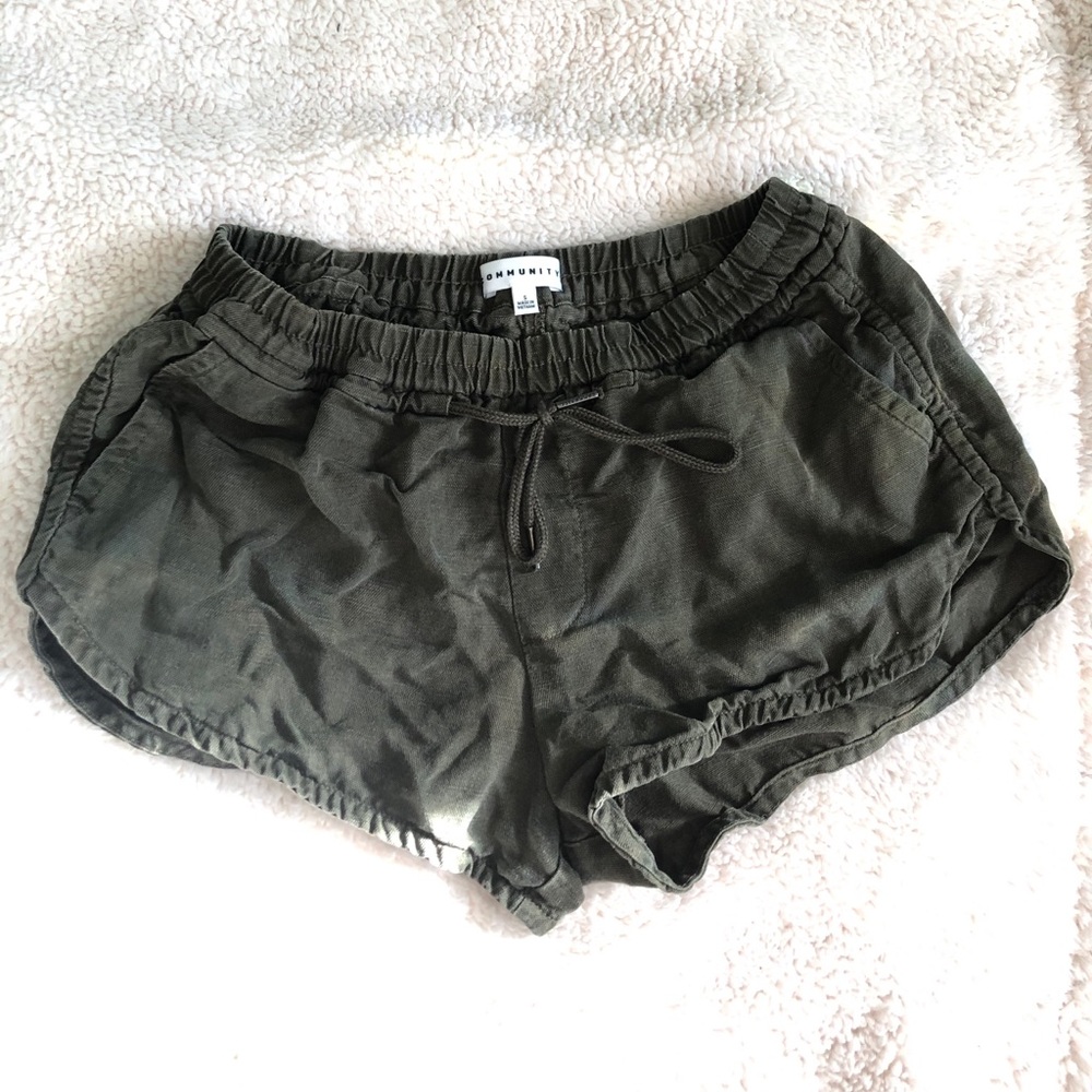 Army green soft shorts